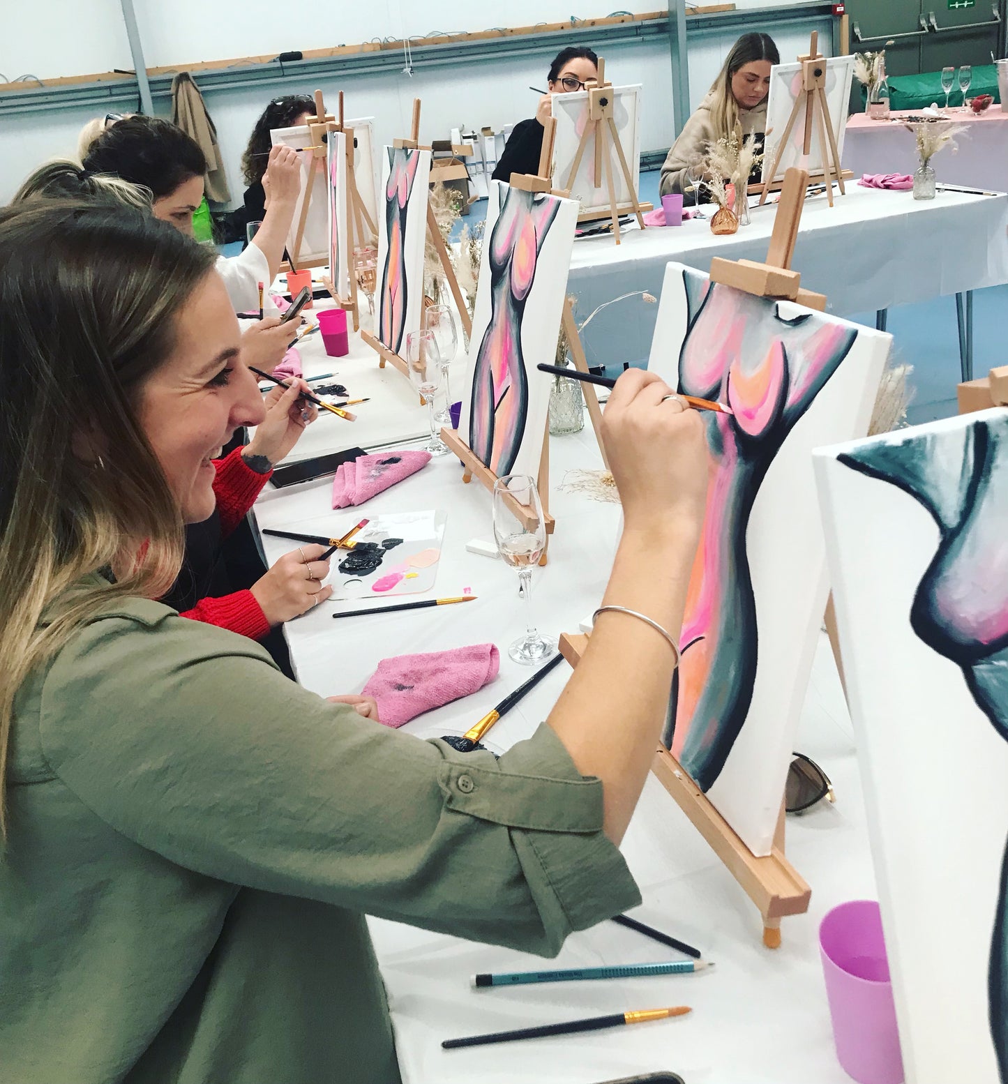 PAINT A NUDE painting kit